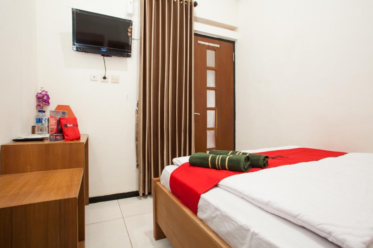 Reddoorz Syariah Near Singha Merjosari Park Malang Kültér fotó